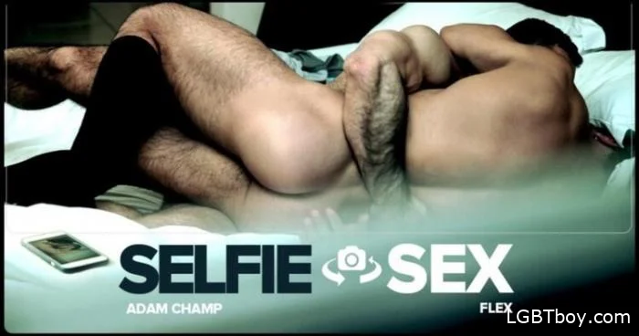 Selfie sex [HD 720p] Gay Clips (496.3 MB)