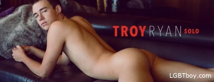 Troy Ryan Solo [HD 720p] Gay Clips (123 MB)
