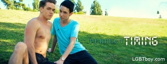 Perfect Timing [HD 720p] Gay Clips (406.8 MB)