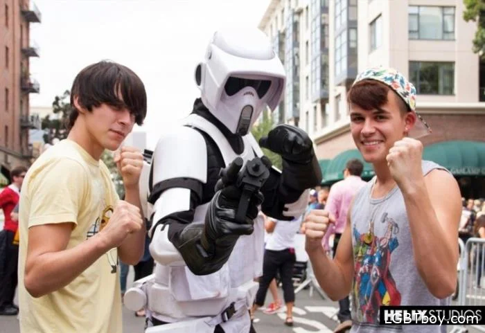 Andy and Matthew at Comic Con Andy Taylor & Matthew Keading [HD 720p] Gay Clips (579.6 MB)