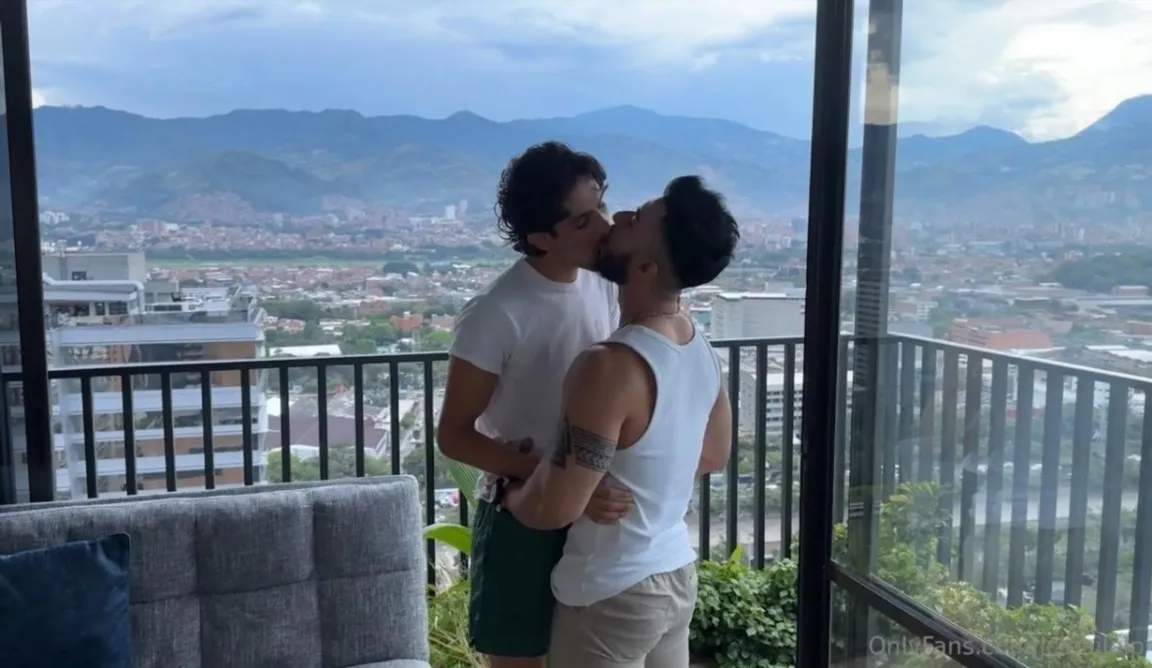 Camilo Lopez and Enrique Mudu Fuck Bareback Outdoors - Gay Porn Video on LGBTBoy